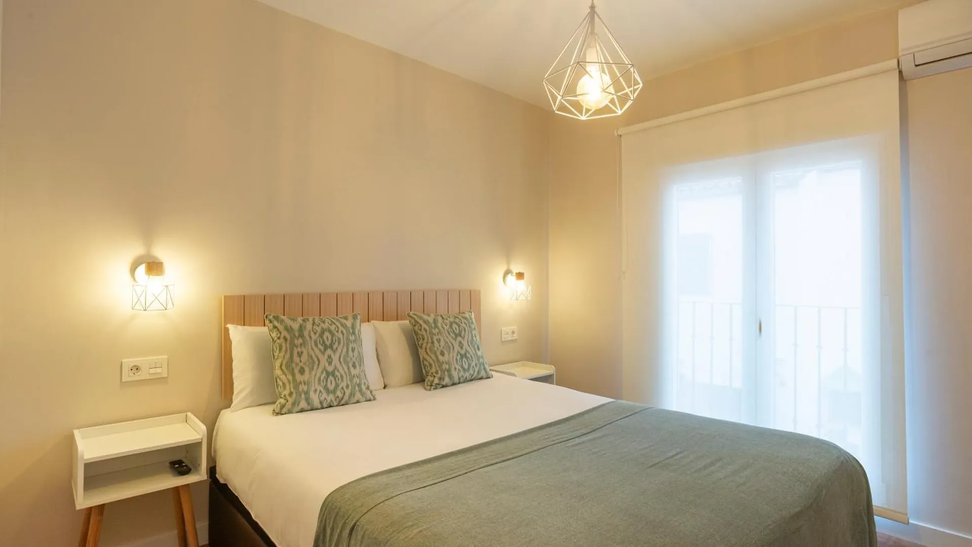 Colina Beach By Ele Apartments Torremolinos