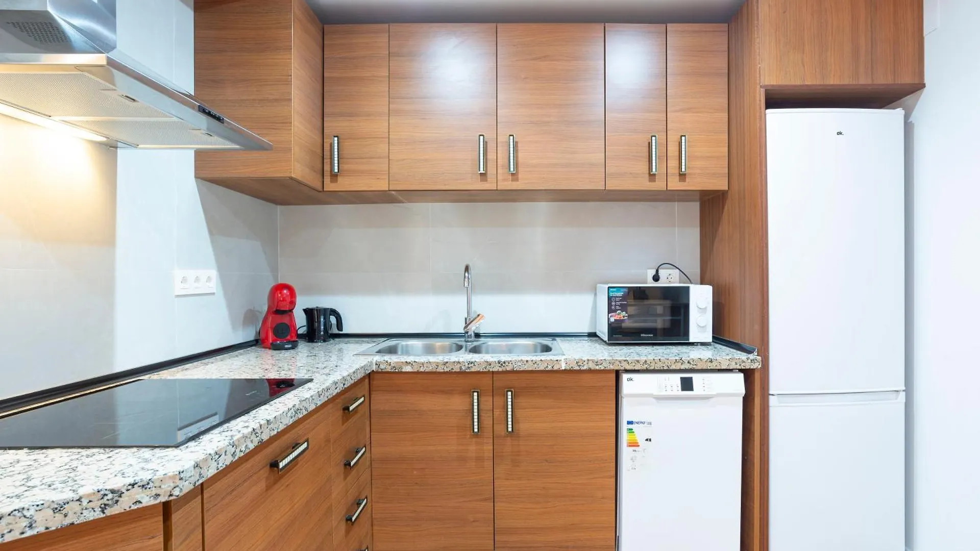 Colina Beach By Ele Apartments Torremolinos