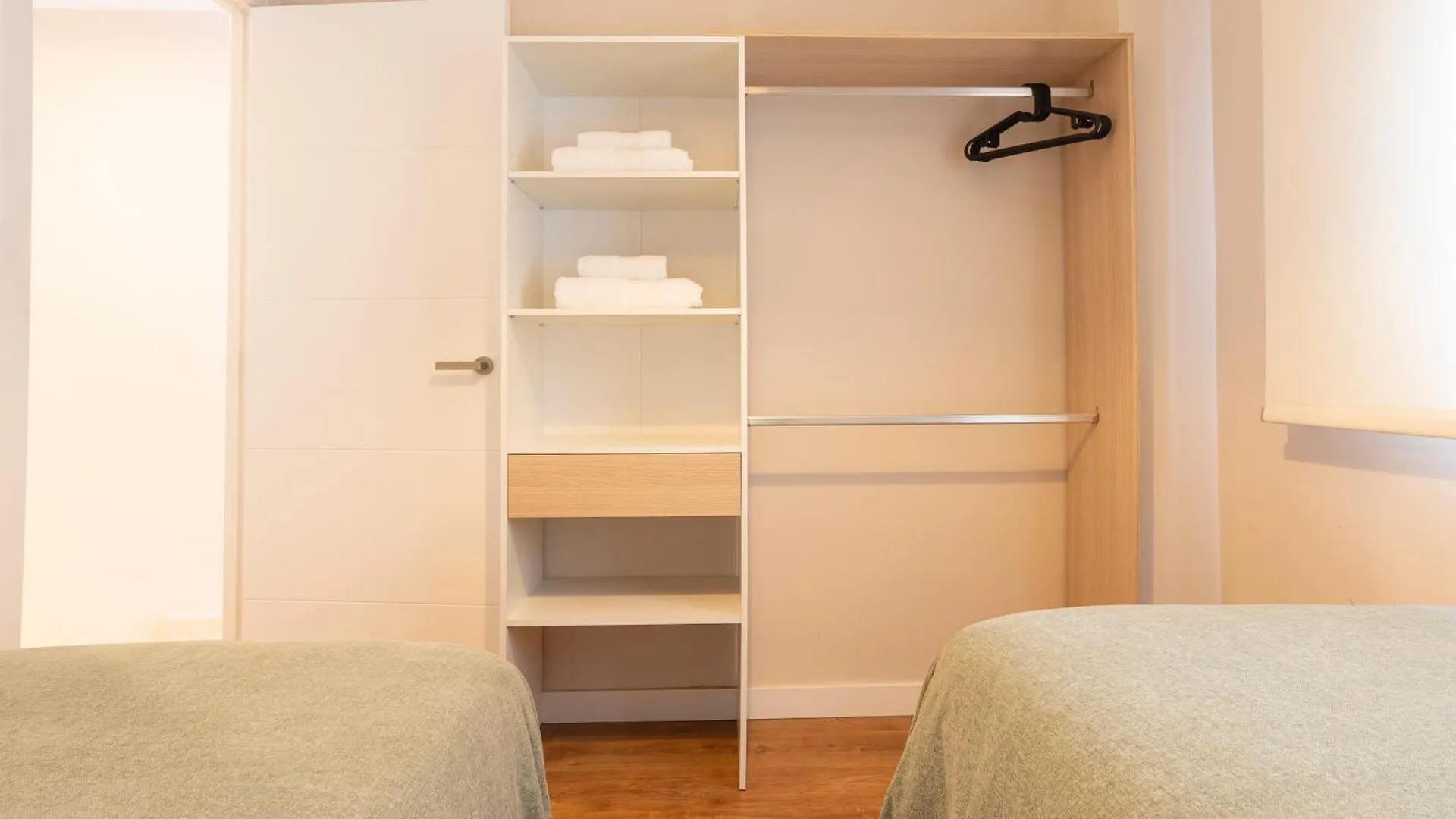 Colina Beach By Ele Apartments Torremolinos