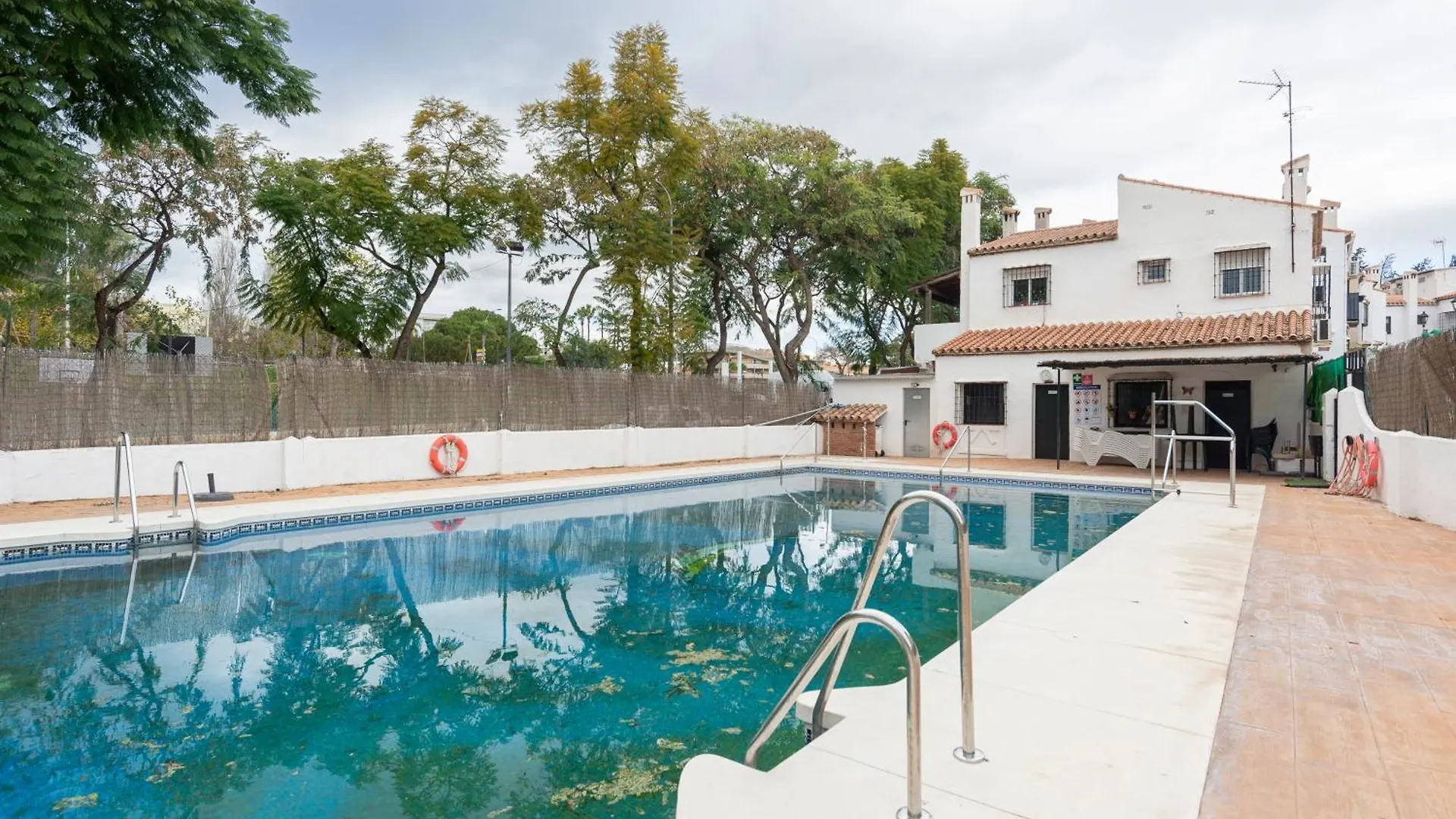 Colina Beach By Ele Apartments Torremolinos