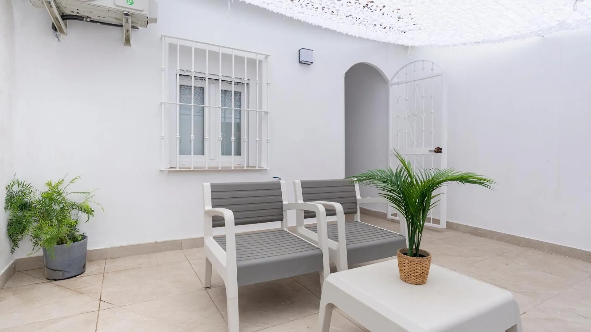 Colina Beach By Ele Apartments Torremolinos