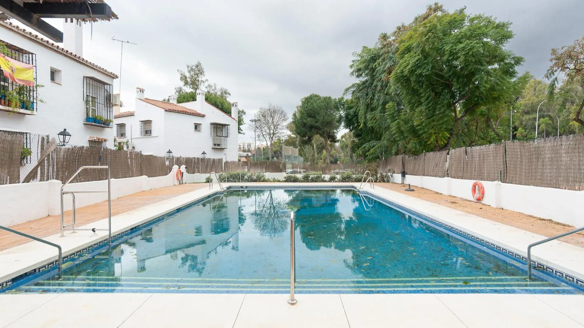 Colina Beach By Ele Apartments Torremolinos 0*,